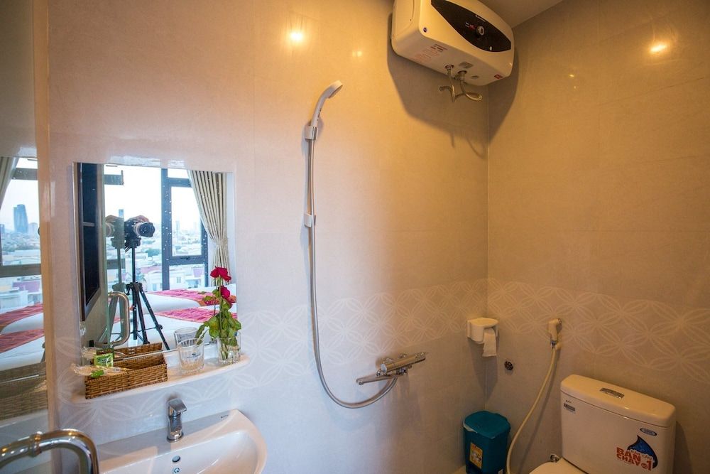 Blue Summer Hotel Deluxe Quadruple Room 14