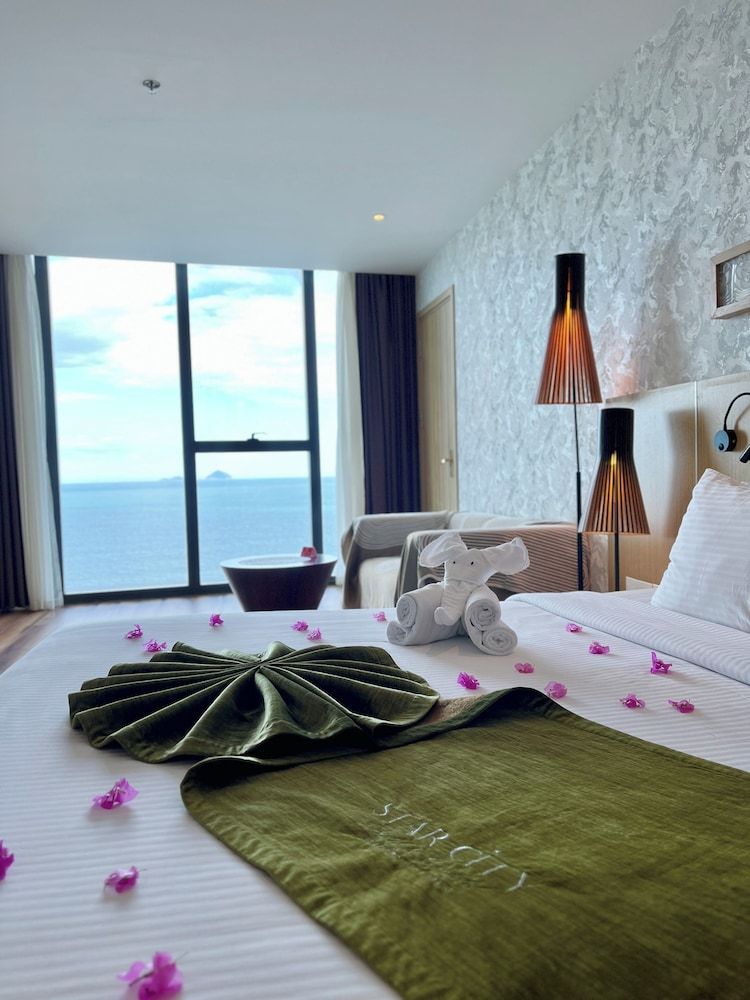 Premier King Ocean View Room