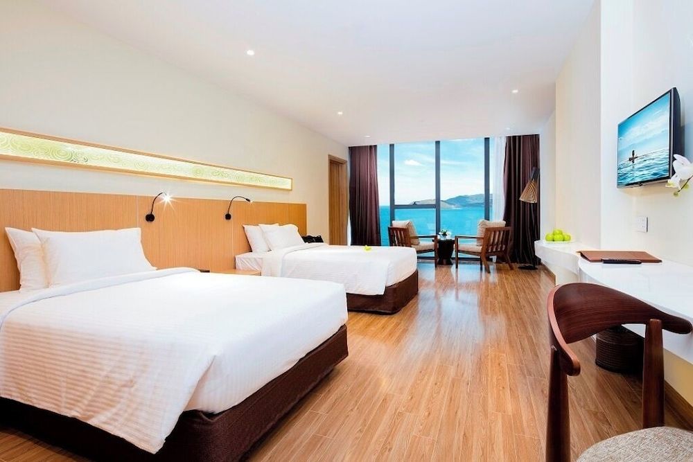 Family Connecting Ocean View Room