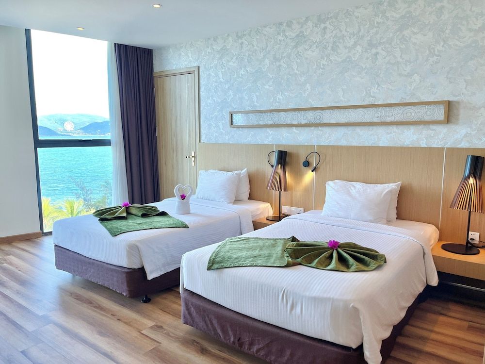 Premier Twin Ocean View Room