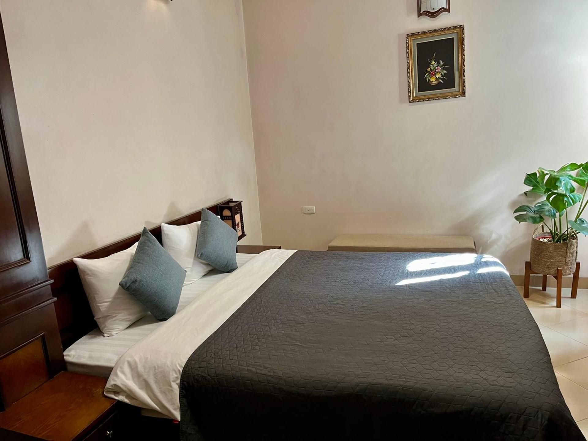 Single Room with Garden View