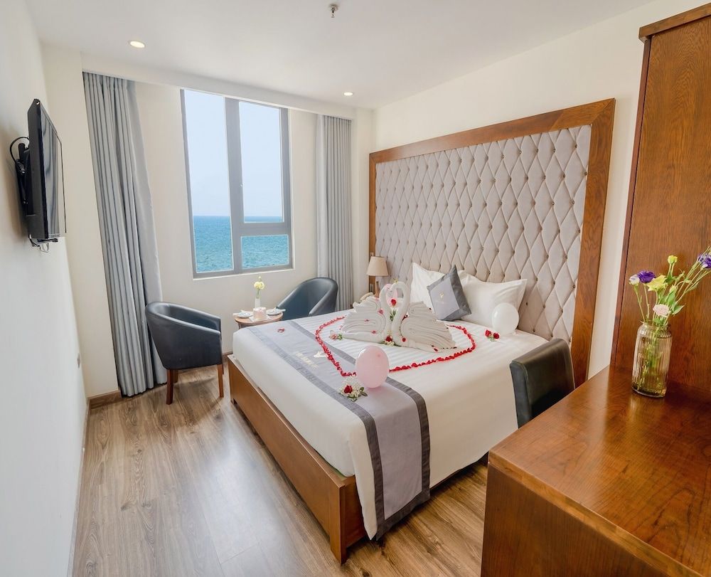 undefined Royal Charm Hotel 5