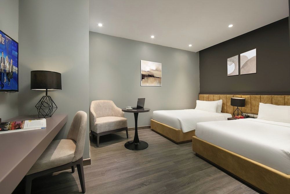 undefined Hanoi Ping Luxury Hotel 9
