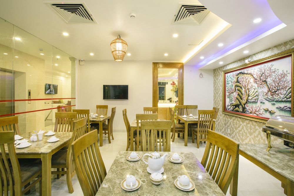 undefined The Airport Hotel 7