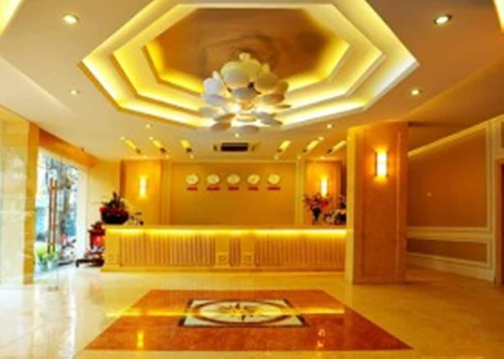 undefined Phuc Long Hotel 9