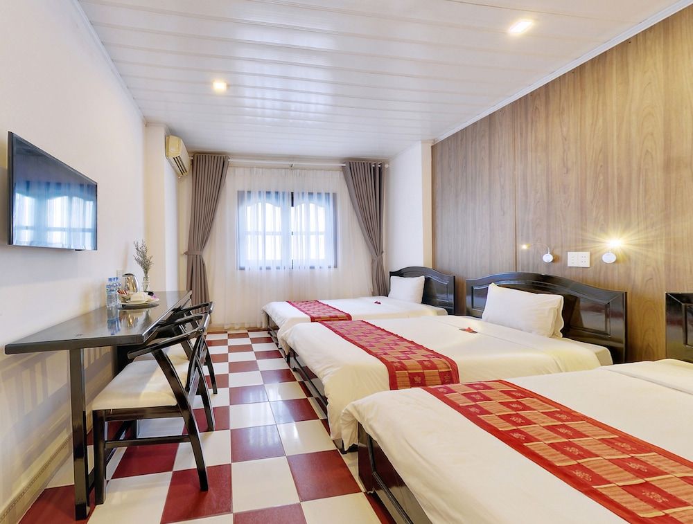 Superior Triple Room