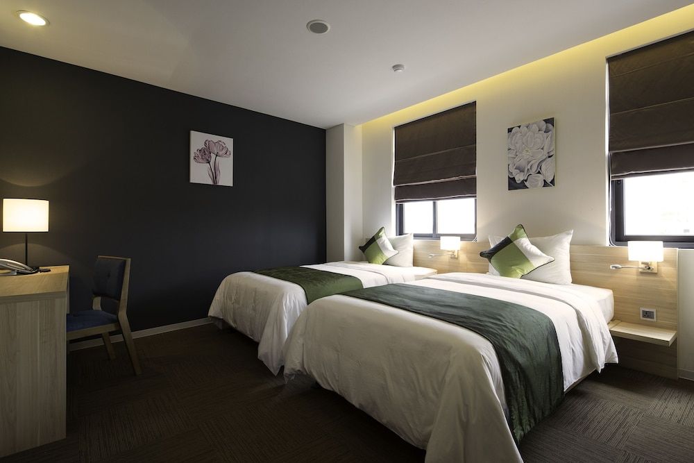 undefined Kuretake Inn Kim Ma 132 2