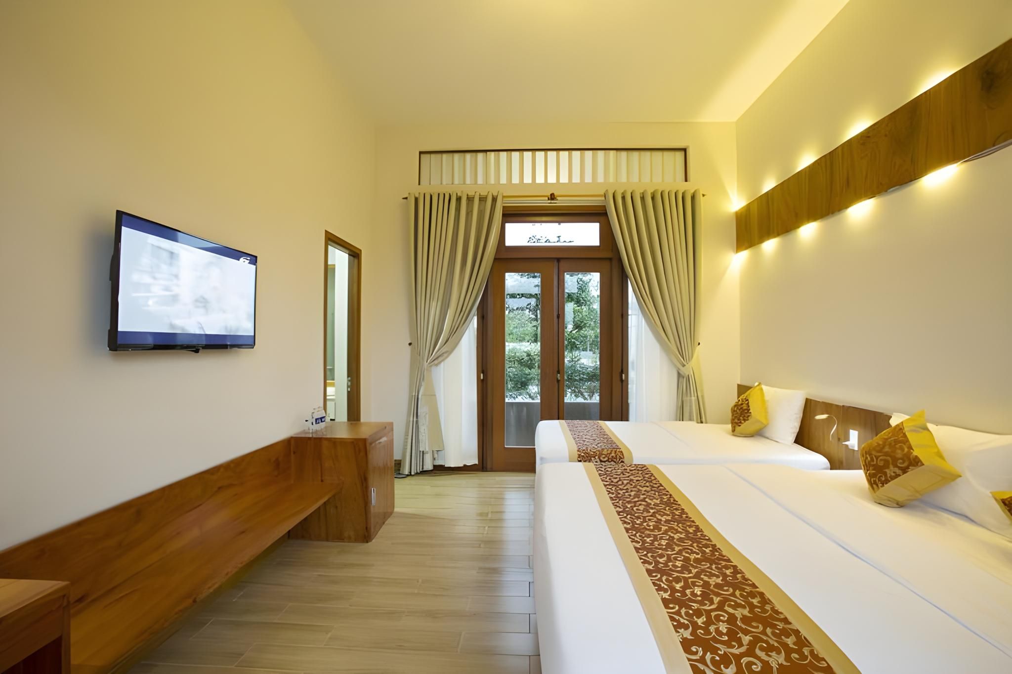 Deluxe Balcony
