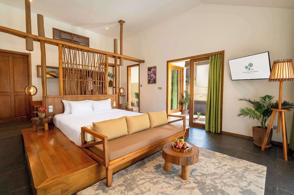 Beachfront Pool Villa