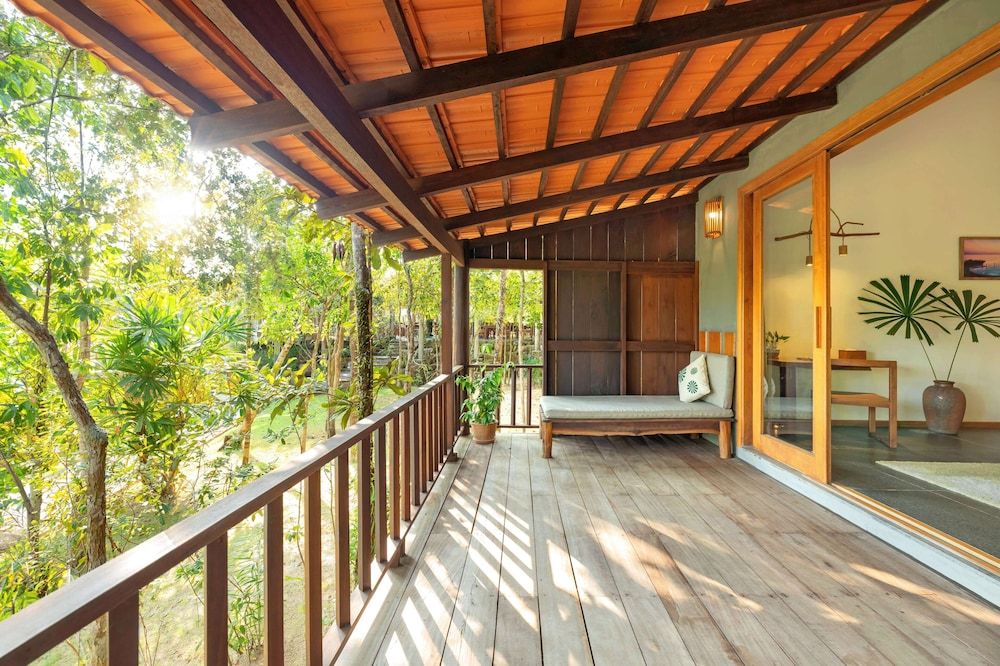 Green Bay Phu Quoc Resort & Spa Green Villa - Afternoon Tea & Airport transfer 4