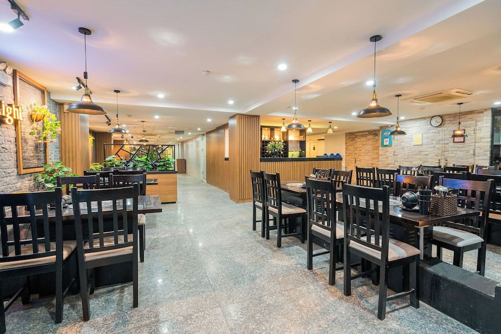 undefined Sunrise Hanoi Hotel 7