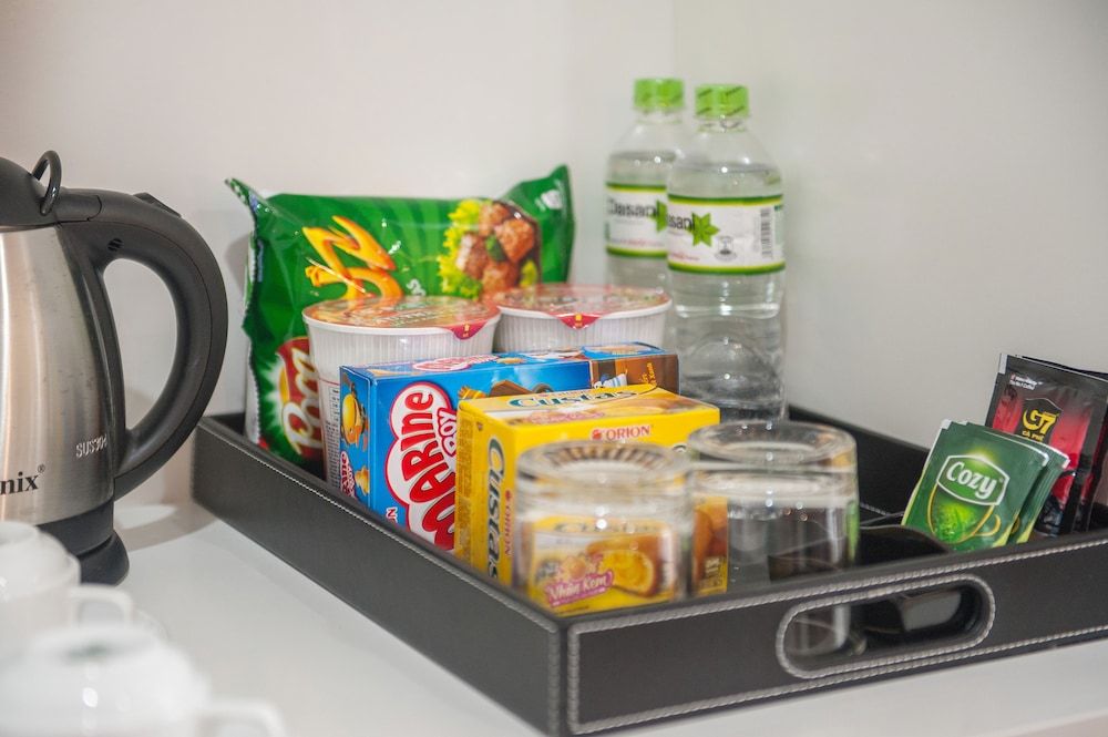 Sunrise Hanoi Hotel Deluxe Triple Room 15