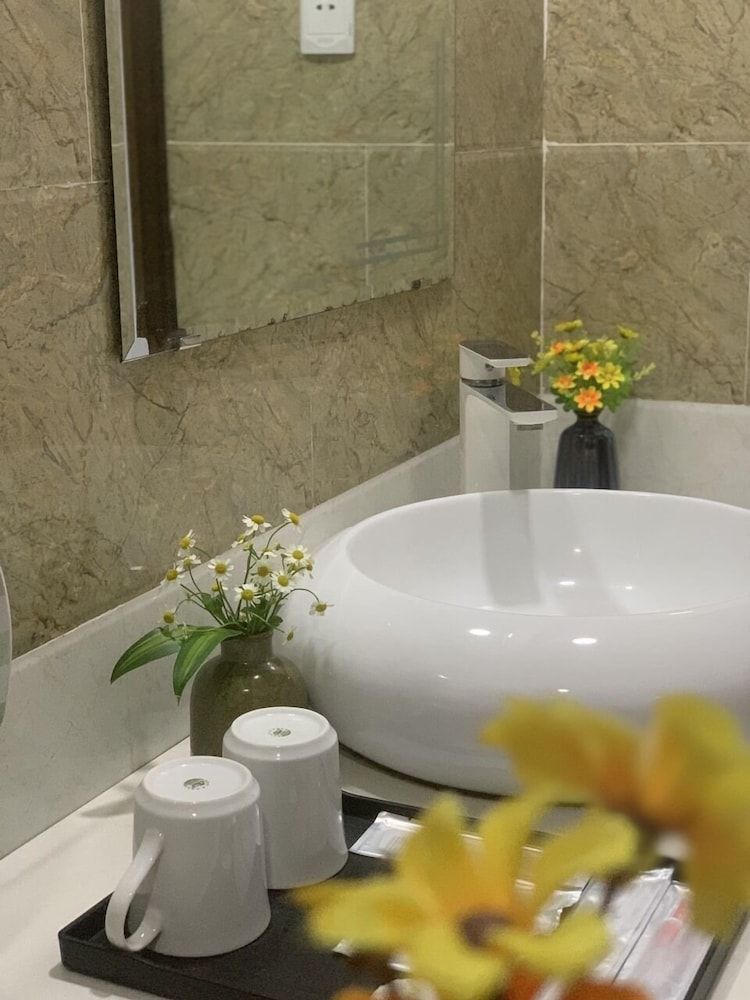 undefined Pariat River Front Hotel 7