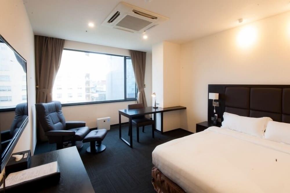undefined Sakura Hotel 3 2