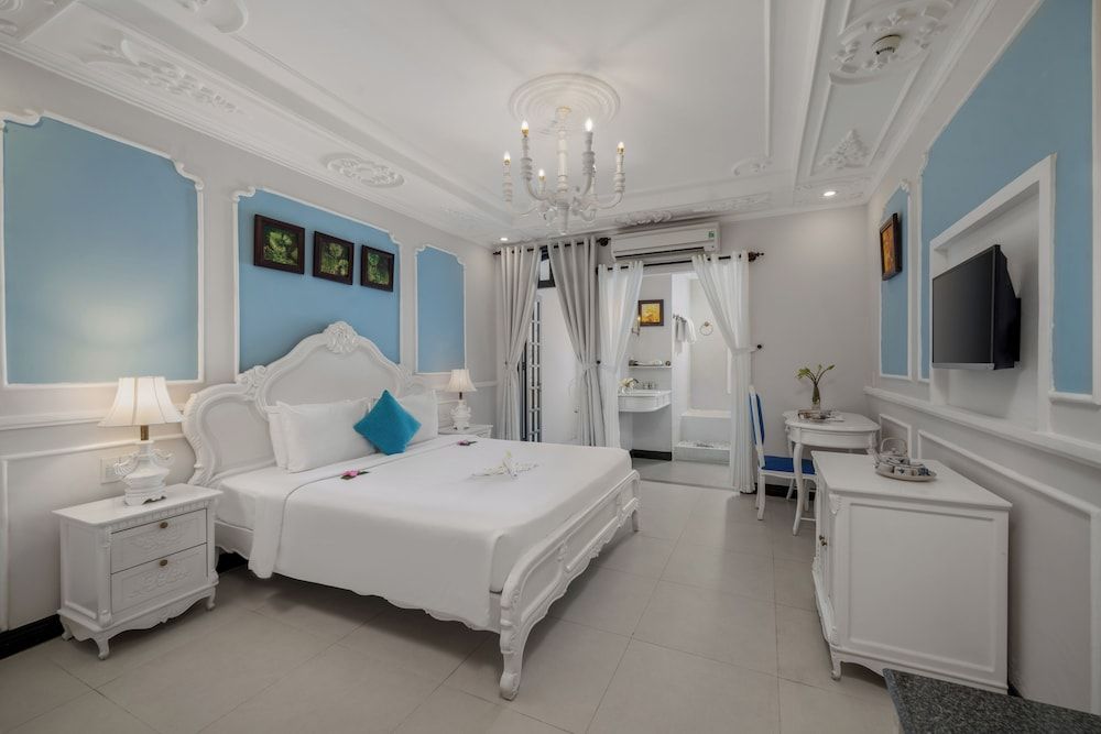 undefined Hoi An Garden Palace & Spa 2