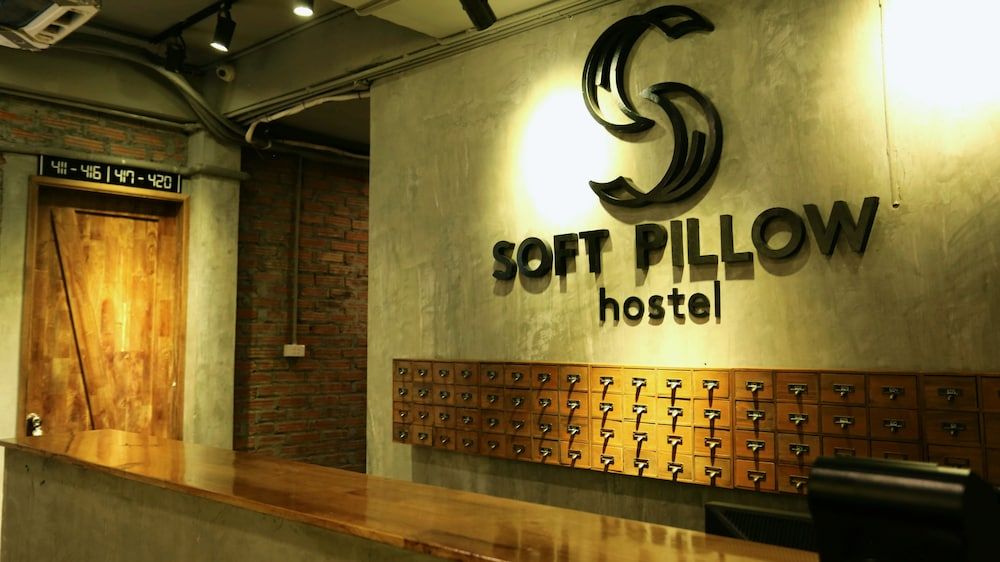 Soft Pillow Hostel - Adults Only