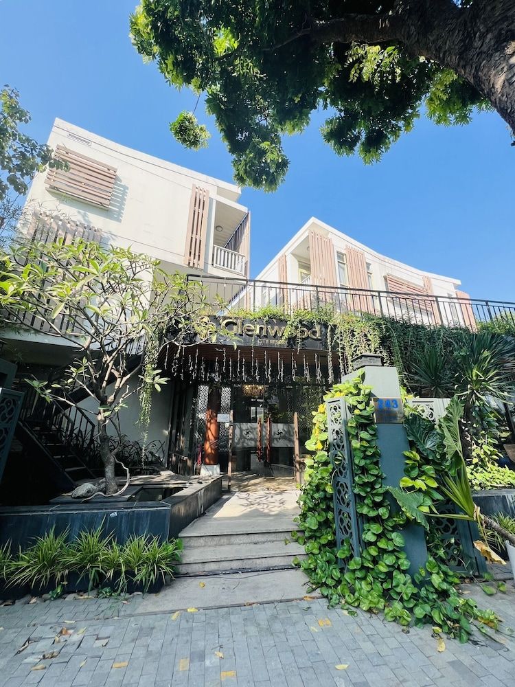 undefined Glenwood City Resort 3