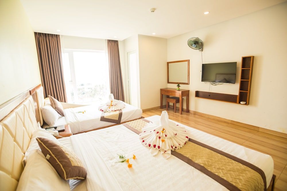 undefined Dana Sailing Hotel 10