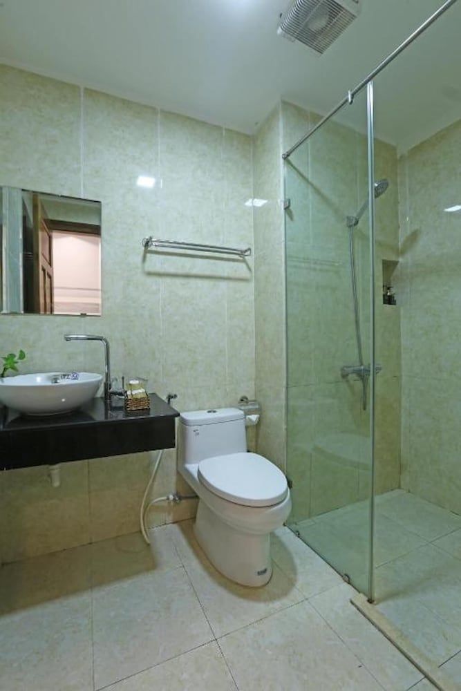 LIS Hotel Family Room 3