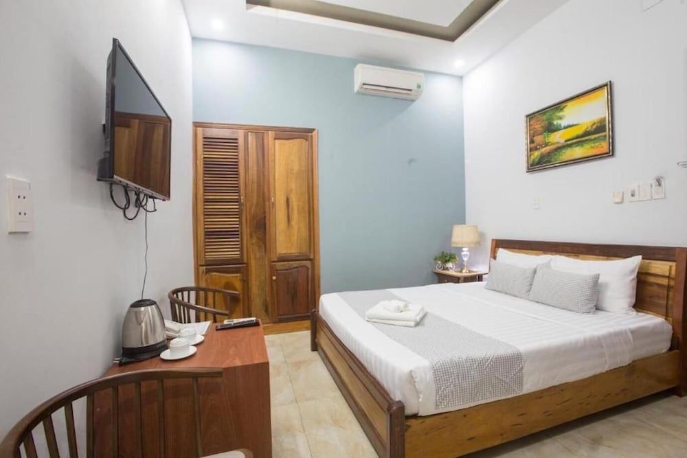 undefined LIS Hotel 2