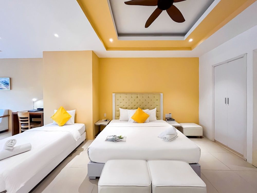 Family Triple Room, Multiple Beds, Bathtub