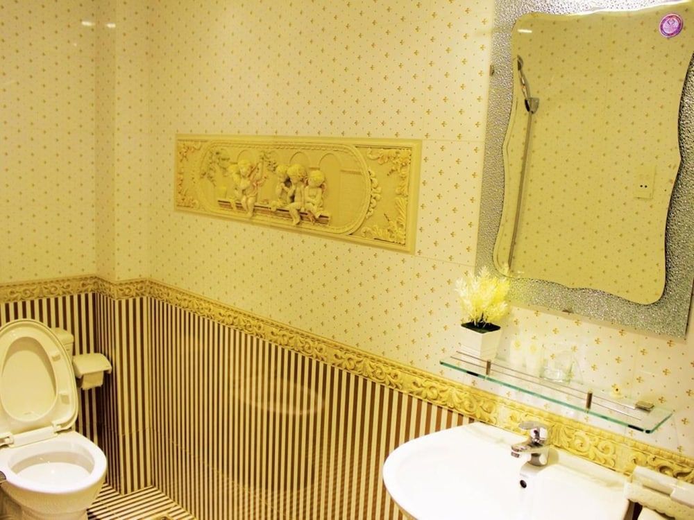 Huy Hoang 2 Suite Twin 8