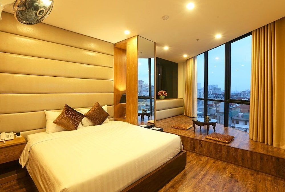 undefined Au Viet Hotel 7