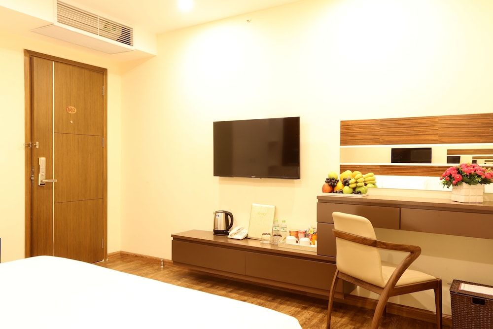 Au Viet Hotel Standard Room 4