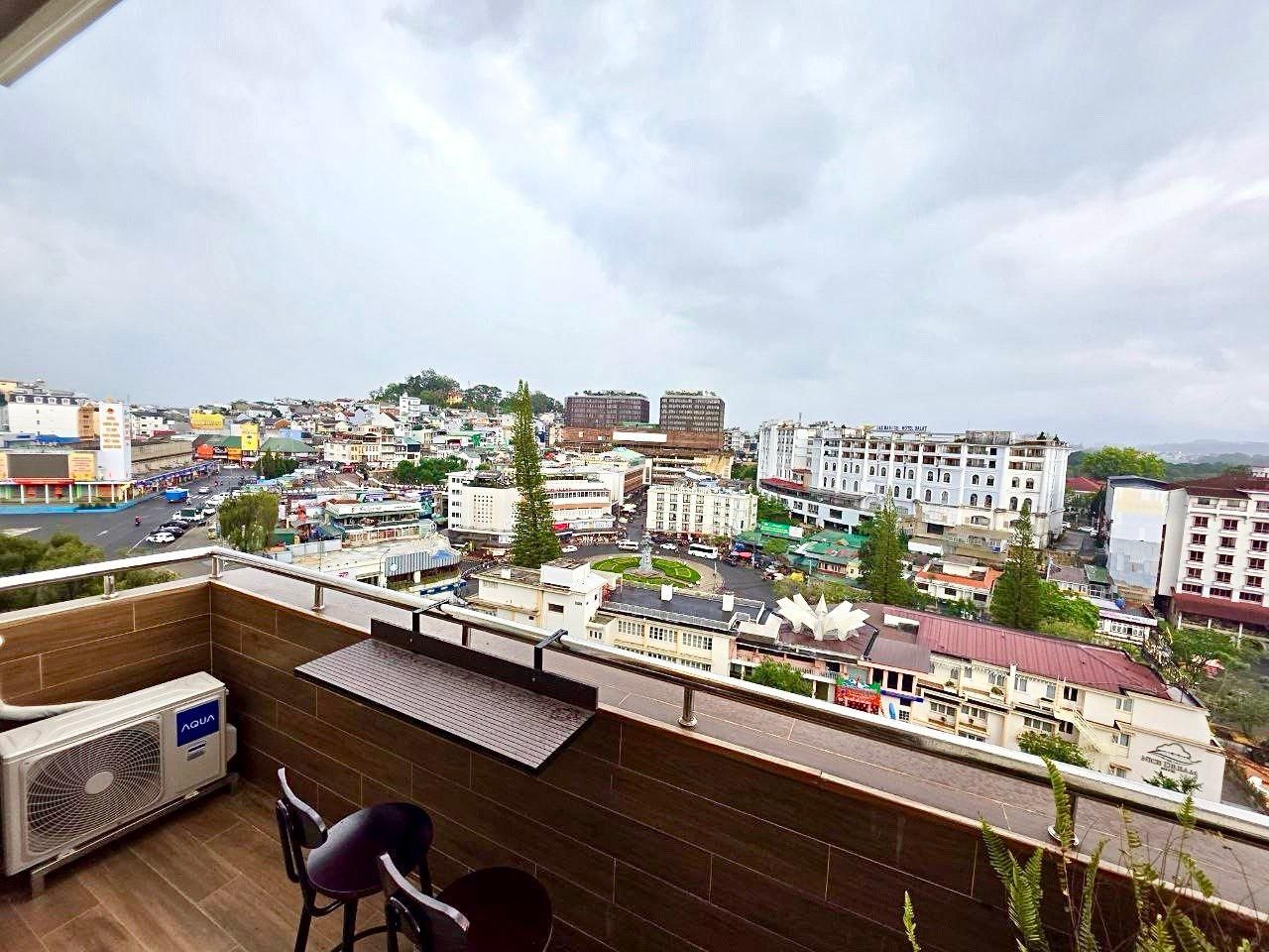 undefined Tulip Hotel 2 5