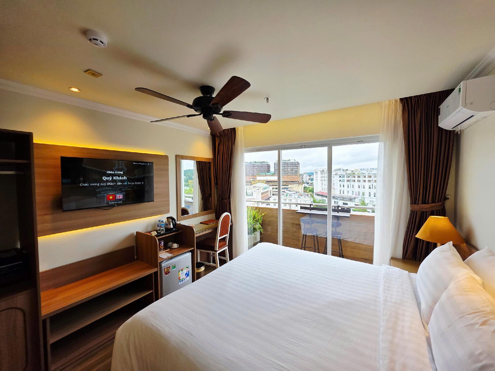 undefined Tulip Hotel 2 4