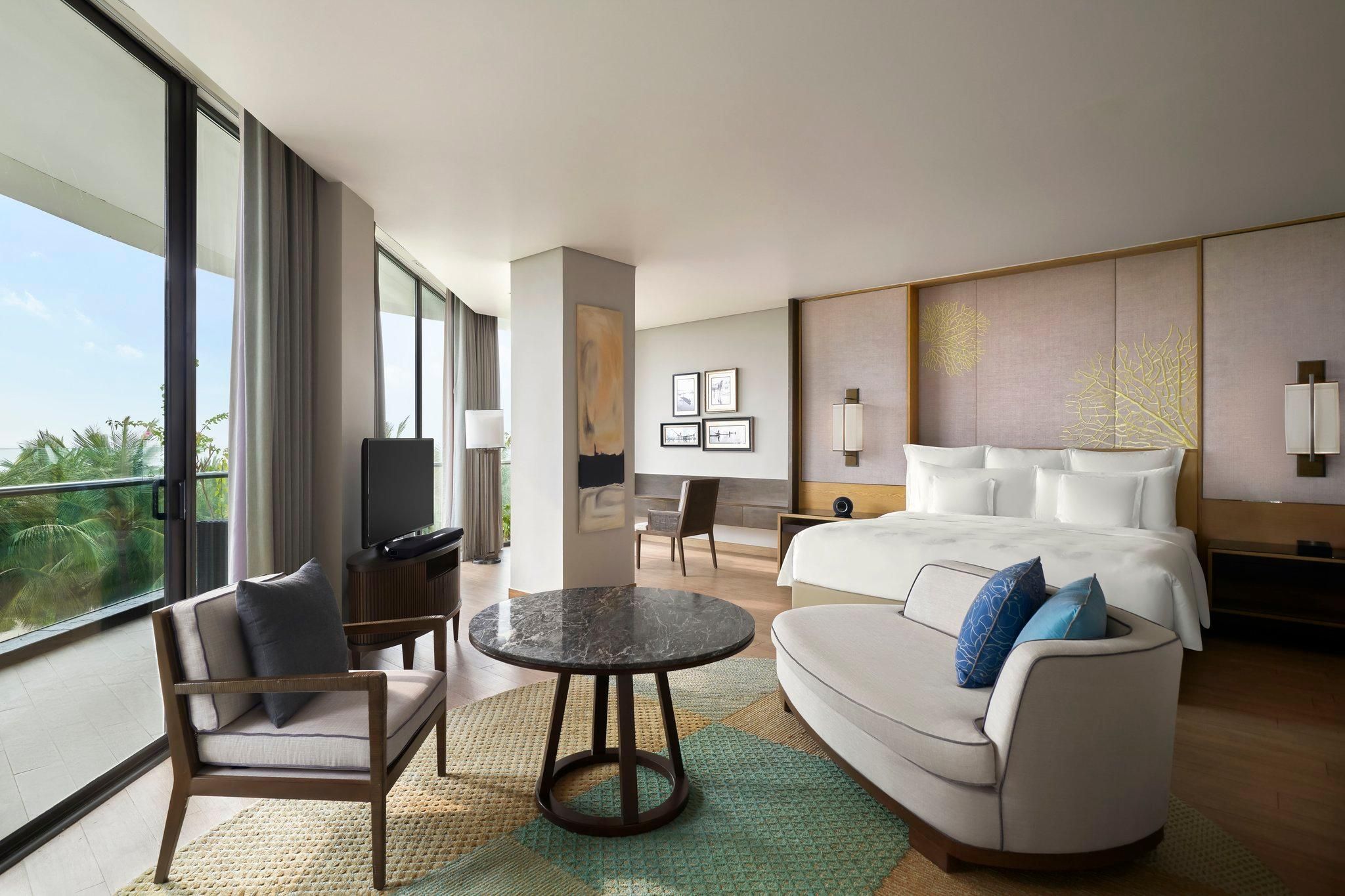 1 King Junior Suite