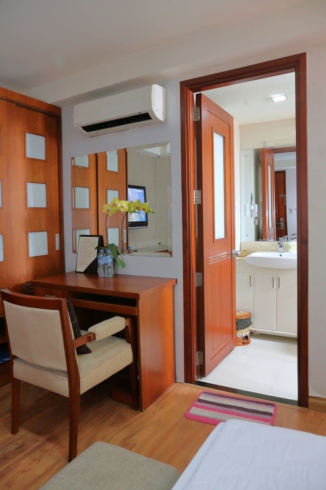 undefined Tha La Hotel 6