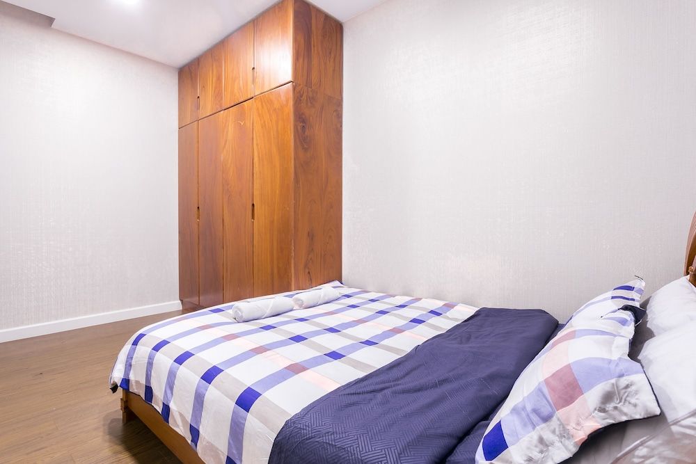 undefined Sunrise City Luxury 2BR SW Pool 15th 8