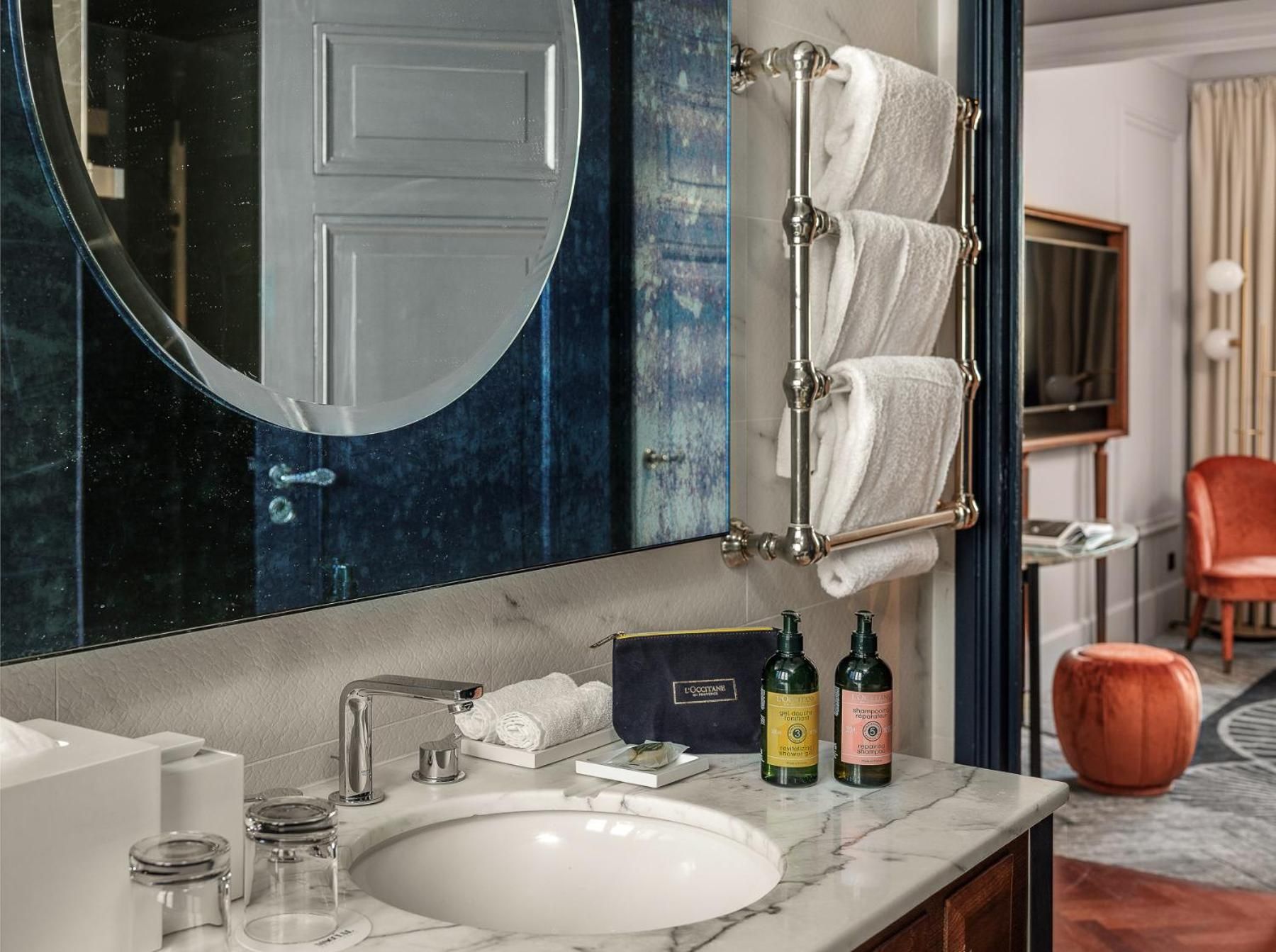 M Social Hotel Paris Alcove Room with Two Single Beds 7