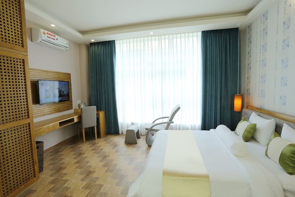 undefined Thuy Sakura Hotel & Serviced Apartment 5