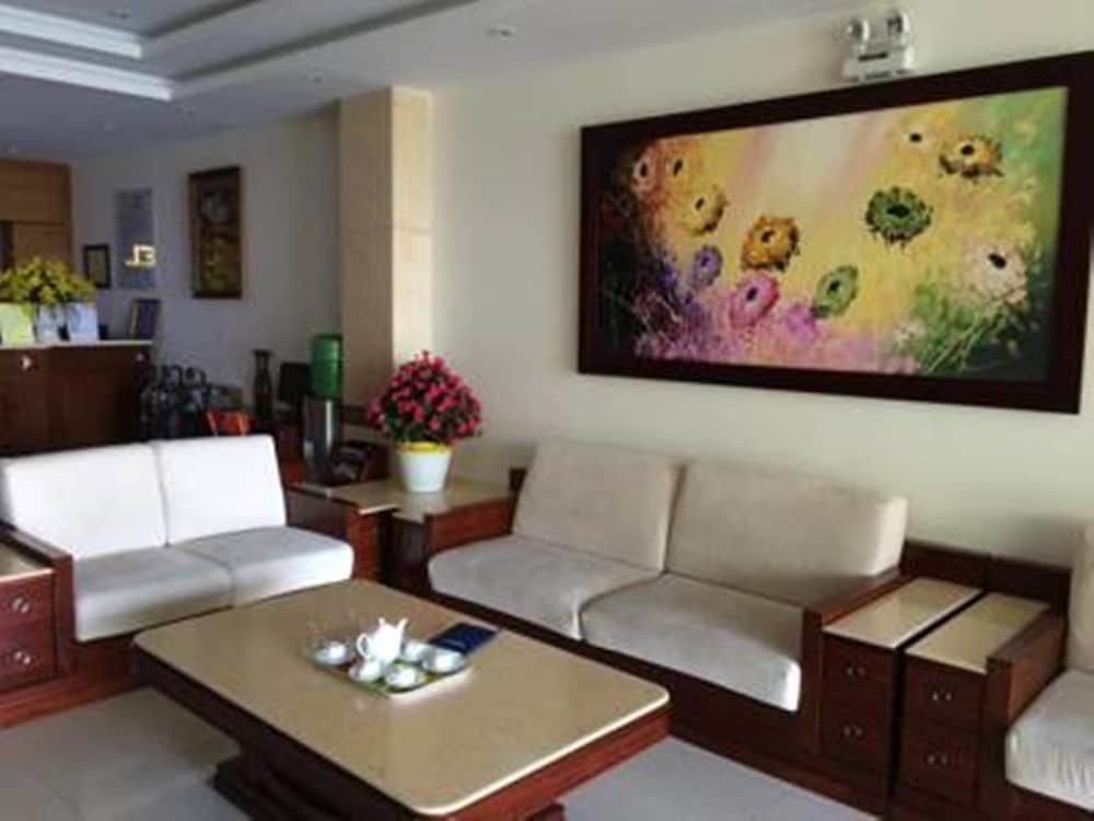 Children's Play Area