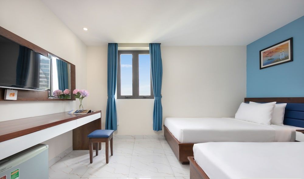 undefined Sapphire Hotel 5