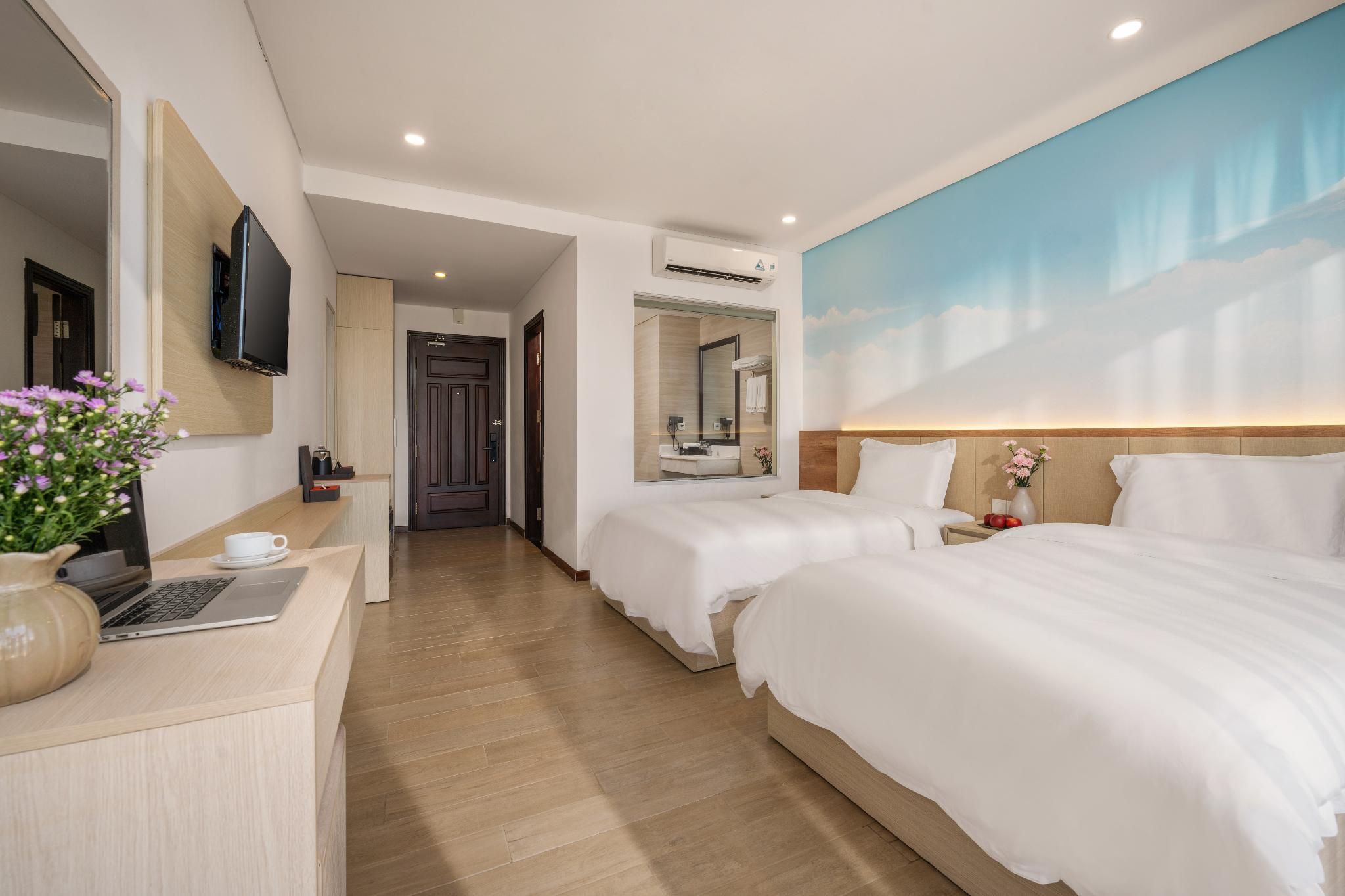 Superior Twin With Window