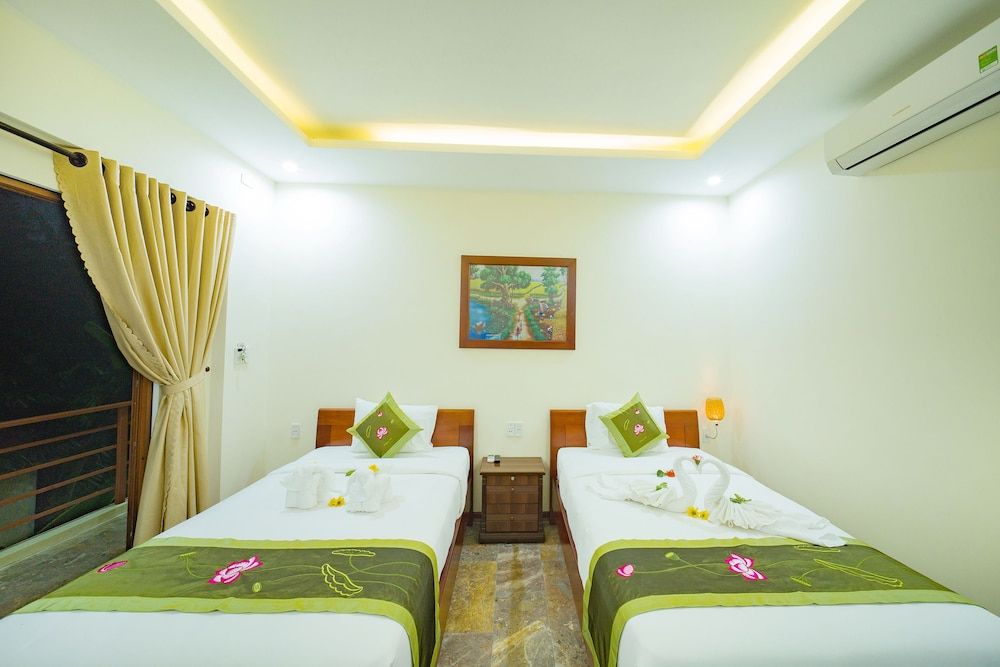 Superior Twin Room, Garden View