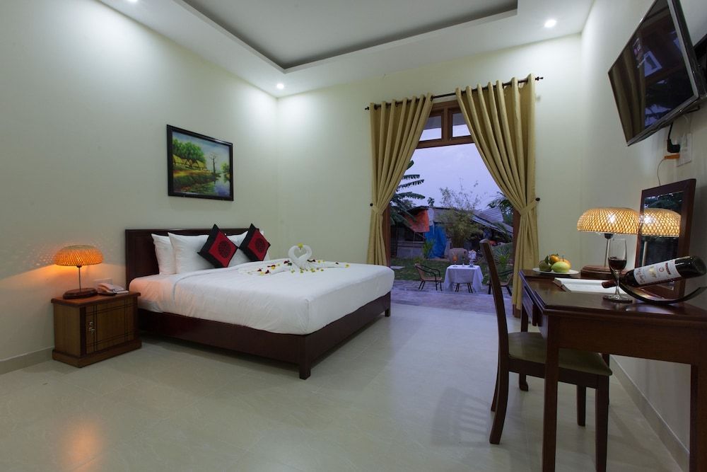 Standard Double Room, Garden View