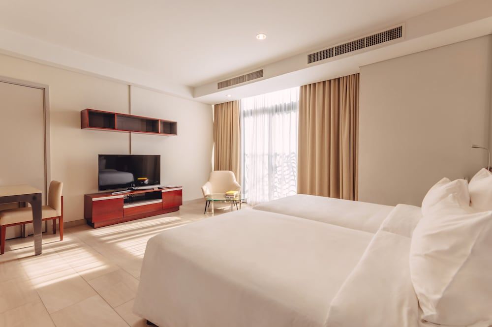 undefined SILA Urban Living 5