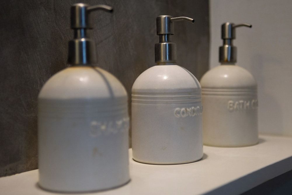 Victory Road Villas Signature Villa, 1 King Bed, Mountain View, Poolside 8