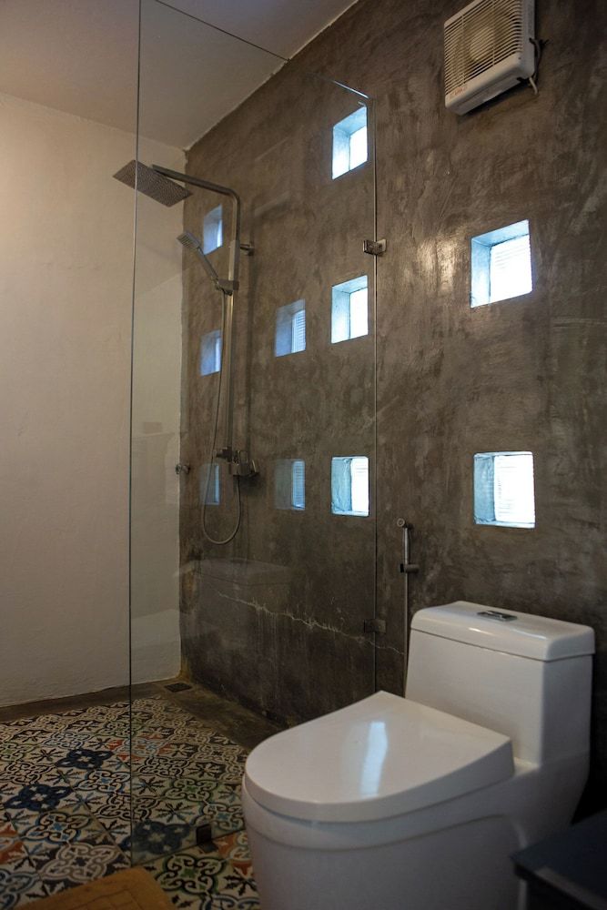 Victory Road Villas Signature Villa, 1 King Bed, Mountain View, Poolside 7