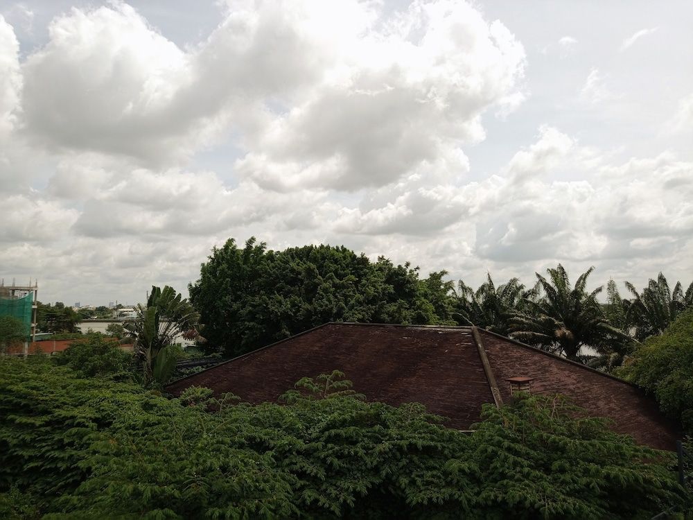 Thao Dien Boutique Hotel Deluxe Double Room 9