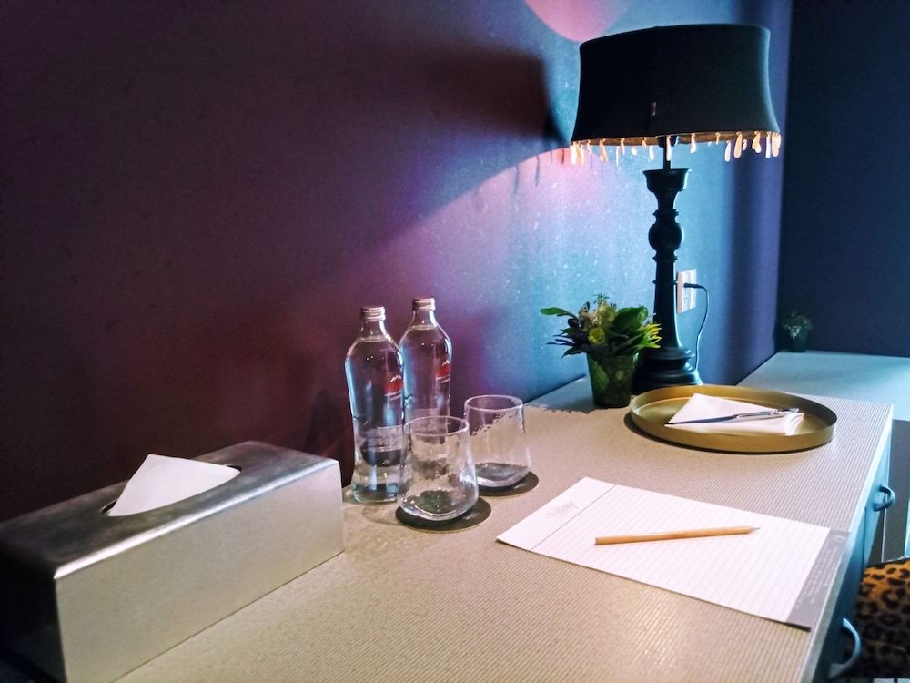 Thao Dien Boutique Hotel Deluxe Double Room 14