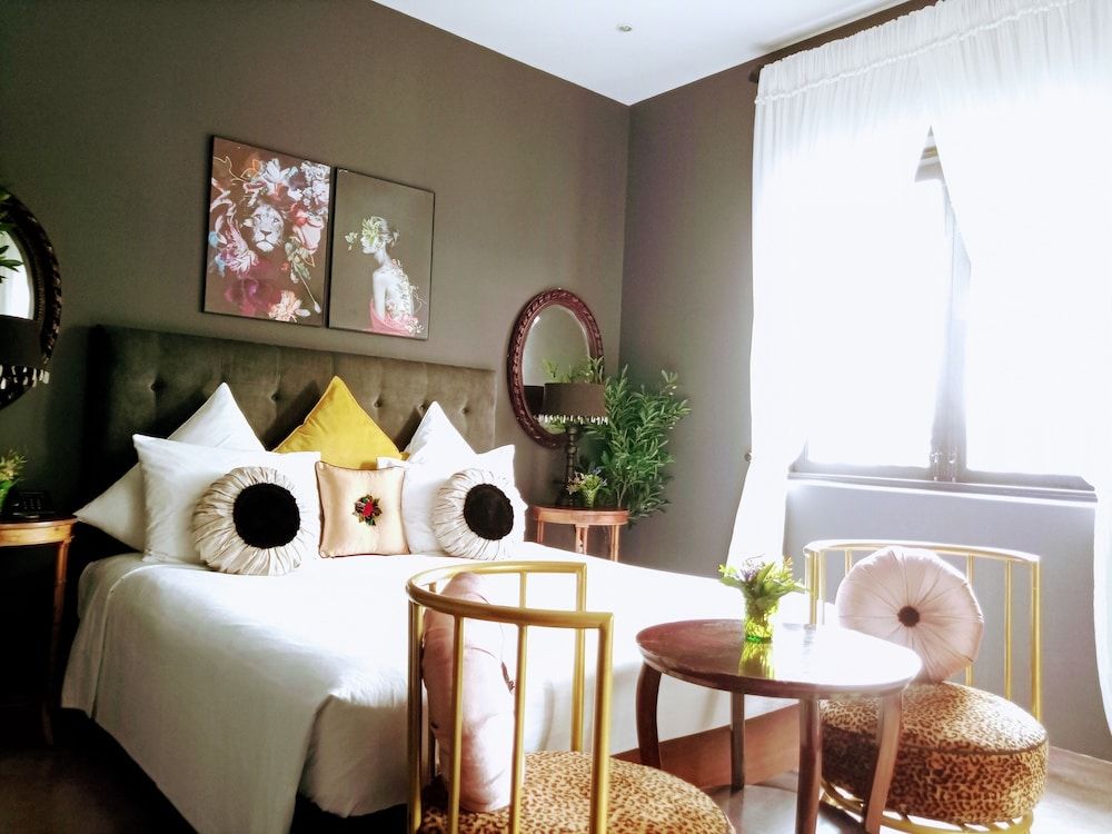 Thao Dien Boutique Hotel Suite, 1 King Bed 3