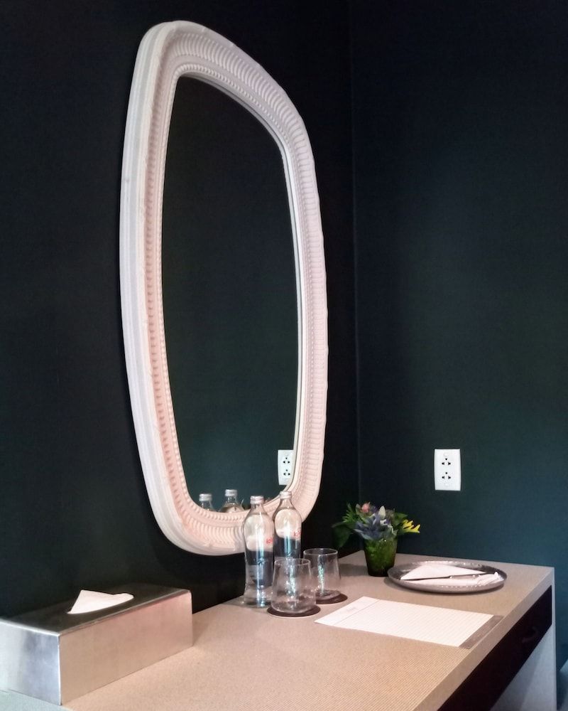 Thao Dien Boutique Hotel Suite, 1 King Bed 4