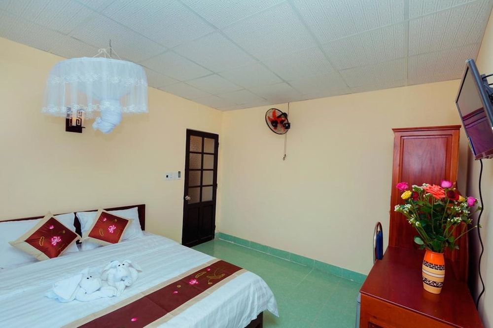 Bougain Villeas Homestay Deluxe Room 20