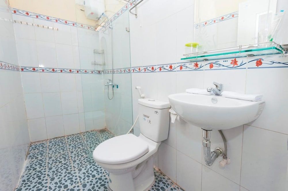 Bougain Villeas Homestay Deluxe Room 14