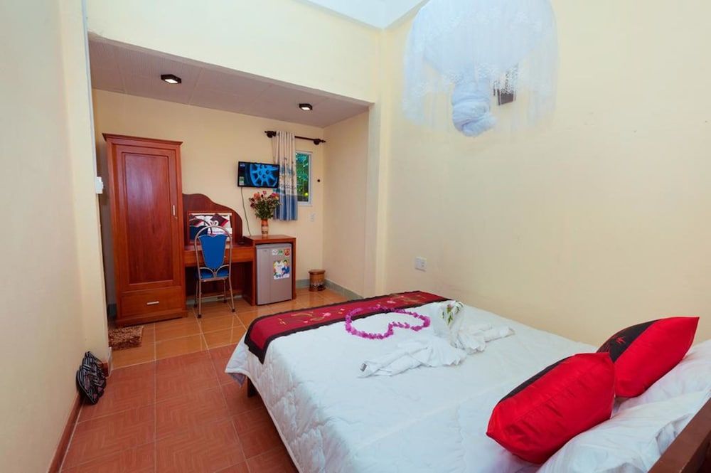 undefined Bougain Villeas Homestay 10